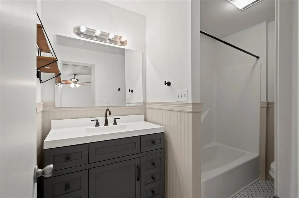 Photo 7 — 13047 E 28th Place, Tulsa, OK 74134