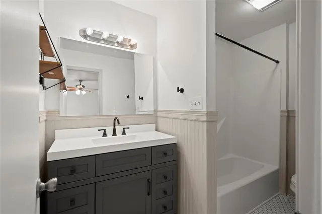 Photo 7 — 13047 E 28th Place, Tulsa, OK 74134