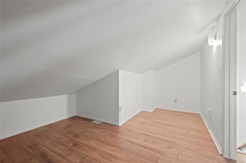 Photo 10 — 13047 E 28th Place, Tulsa, OK 74134