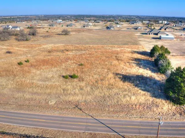 Photo 6 — S Broadway, Guthrie, OK 73044
