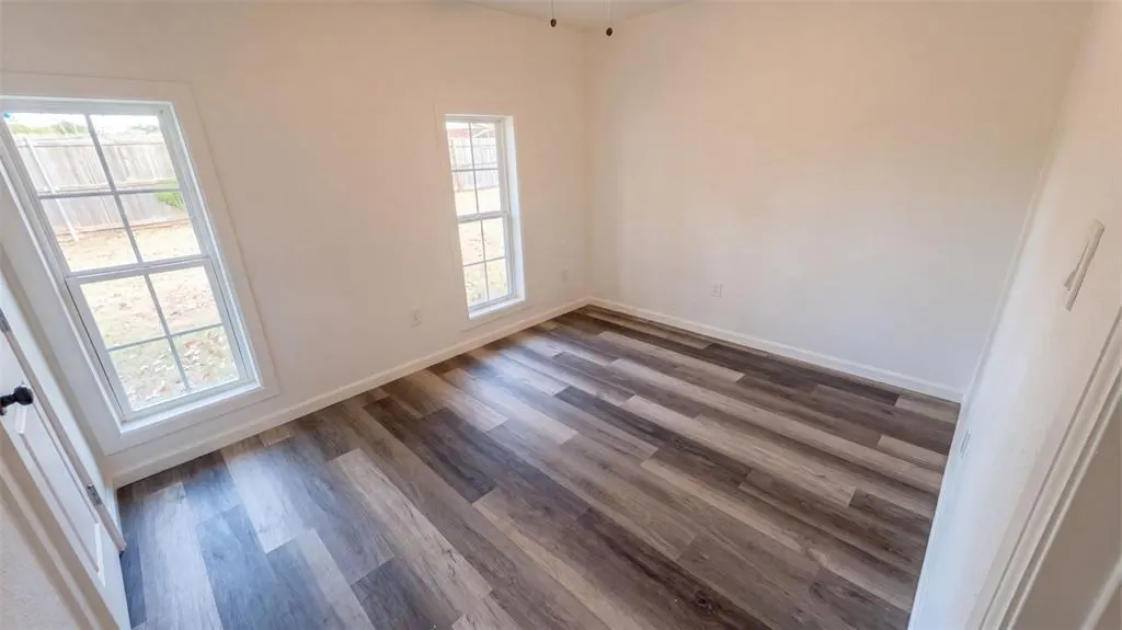 Photo 4 — 2114 NW 55th Street, Lawton, OK 73505