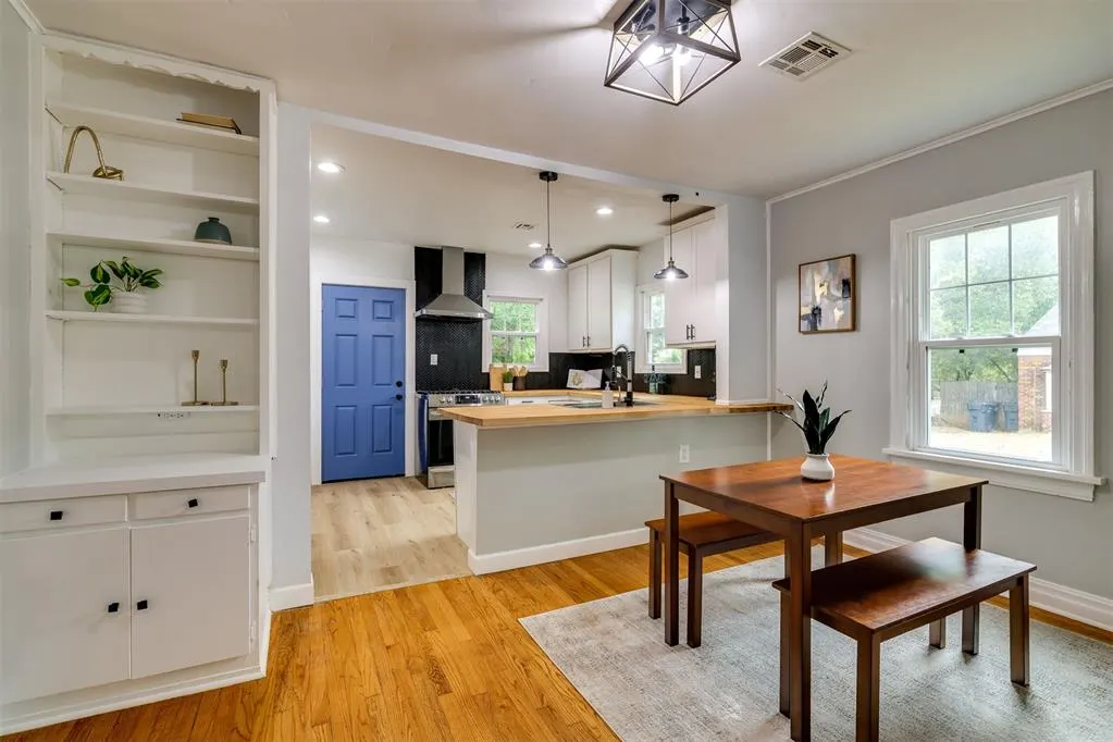 Photo 7 — 1608 NW 42nd Place, Oklahoma City, OK 73118
