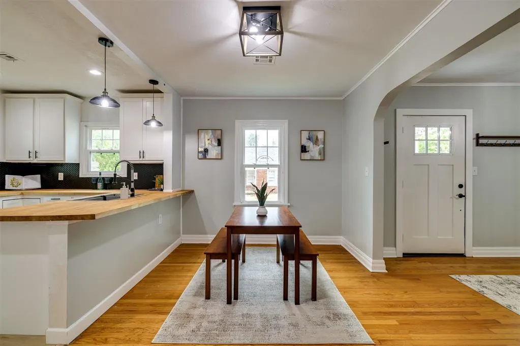 Photo 9 — 1608 NW 42nd Place, Oklahoma City, OK 73118