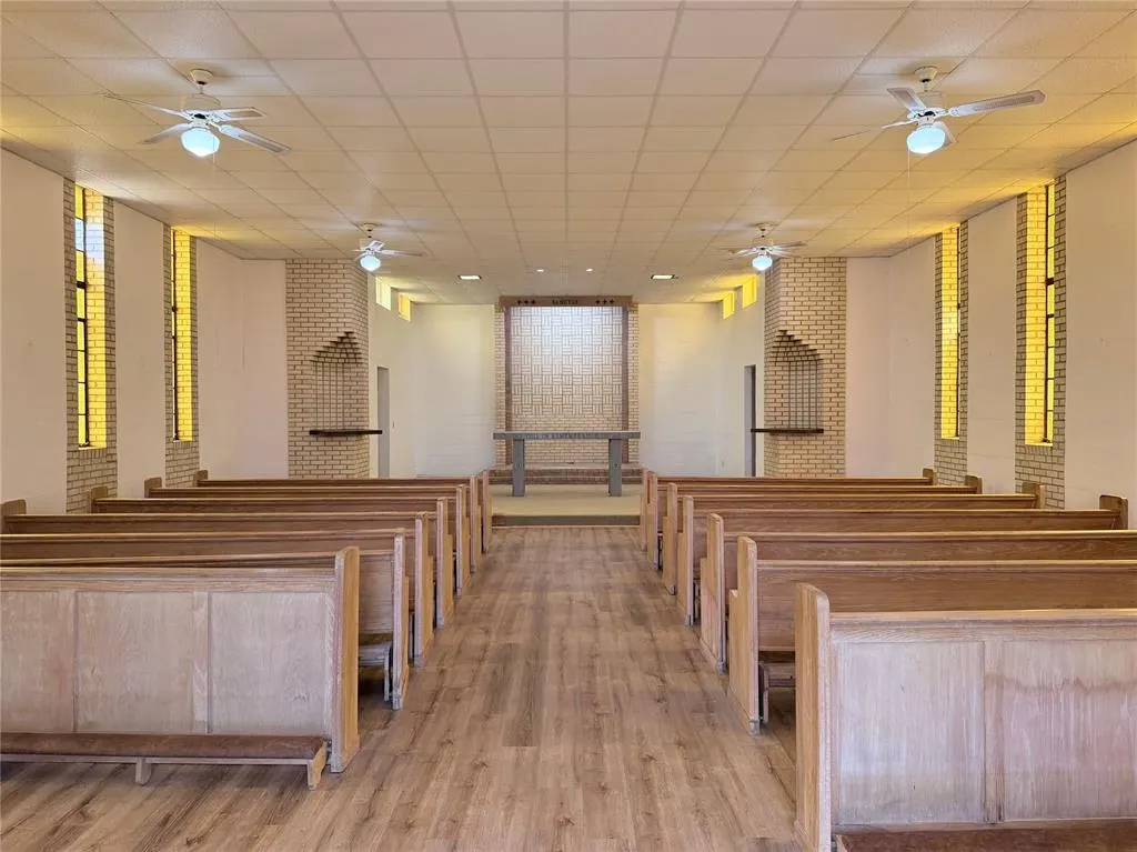 Photo 10 — 220 N Miller Avenue, Wanette, OK 74878