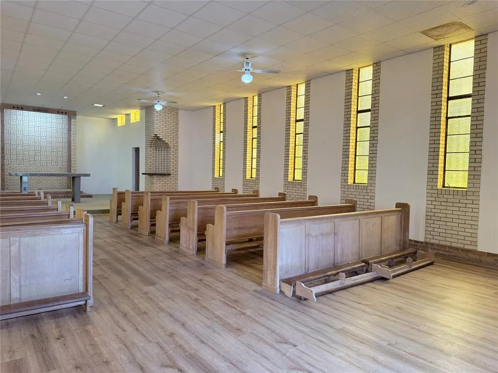 Photo 11 — 220 N Miller Avenue, Wanette, OK 74878