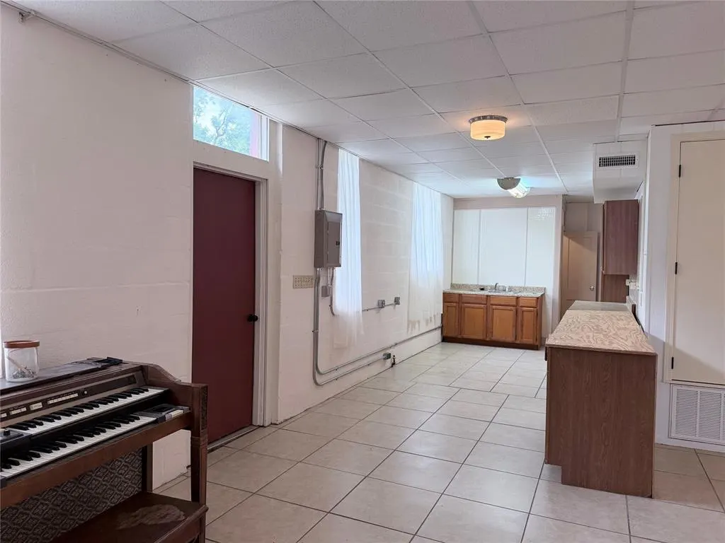 Photo 25 — 220 N Miller Avenue, Wanette, OK 74878