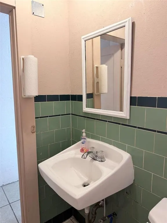 Photo 33 — 220 N Miller Avenue, Wanette, OK 74878
