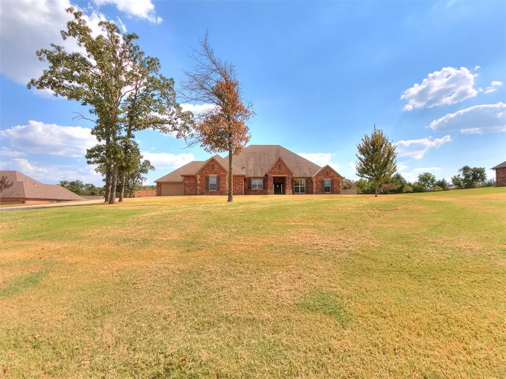 Photo 3 — 16956 Fox Trot Court, Choctaw, OK 73020