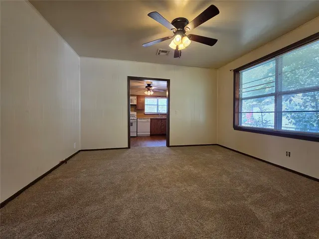 Photo 8 — 904 E 7th Street, Shawnee, OK 74801