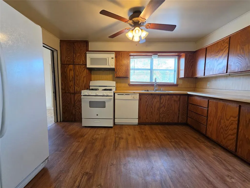 Photo 10 — 904 E 7th Street, Shawnee, OK 74801