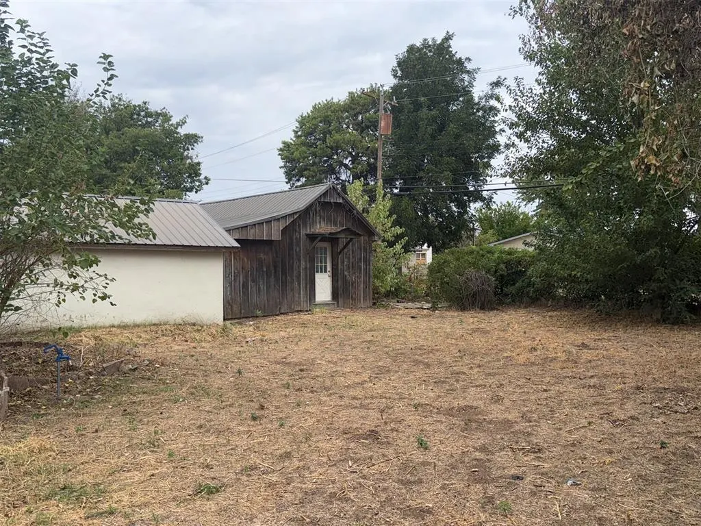 Photo 15 — 206 W 1st Street, Watonga, OK 73772