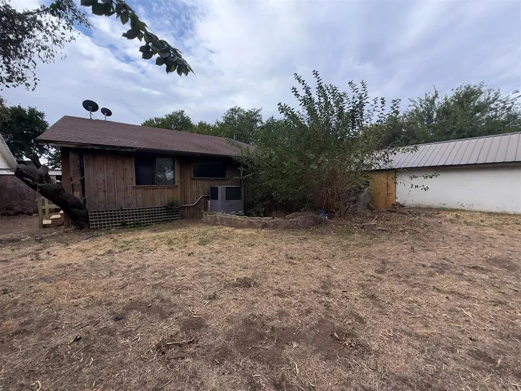 Photo 16 — 206 W 1st Street, Watonga, OK 73772