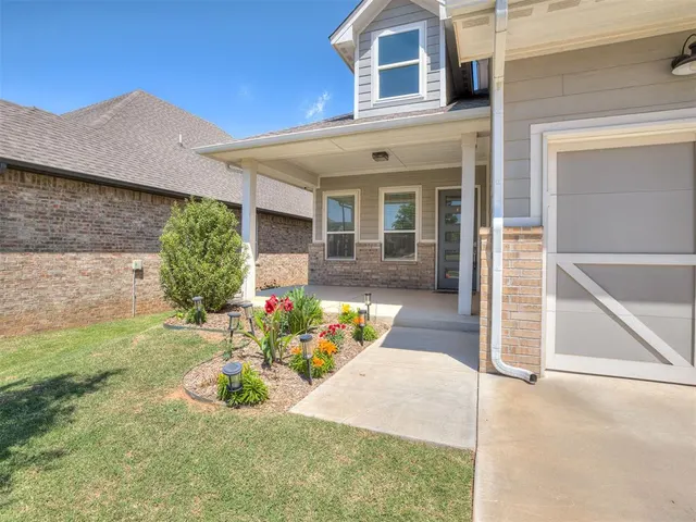 Photo 3 — 2040 Asaro Way, Edmond, OK 73034