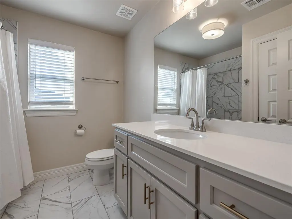 Photo 39 — 2040 Asaro Way, Edmond, OK 73034