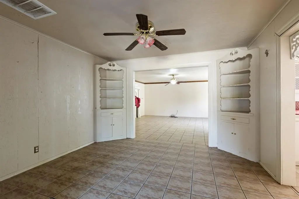 Photo 5 — 1004 NW Laird Avenue, Lawton, OK 73507