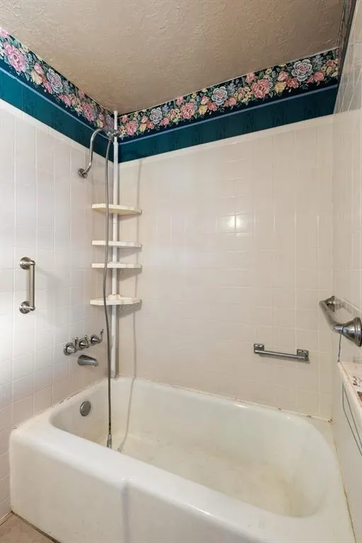 Photo 15 — 1004 NW Laird Avenue, Lawton, OK 73507
