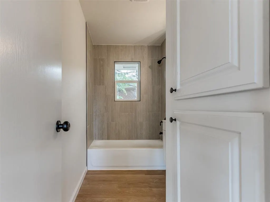 Photo 9 — 700 Butler Street, Moore, OK 73160