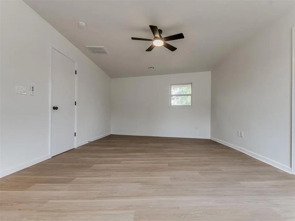 Photo 16 — 700 Butler Street, Moore, OK 73160