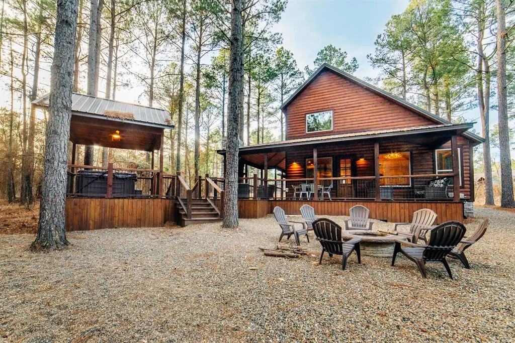 Photo 6 — 322 Oak Stone Lane, Broken Bow, OK 74728