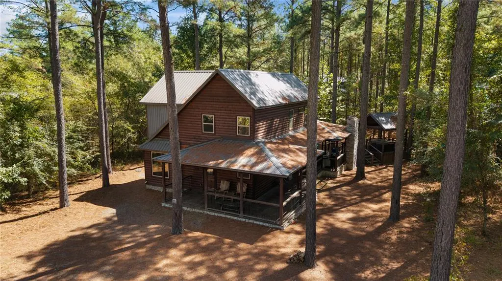 Front exterior — 322 Oak Stone Lane, Broken Bow, OK 74728