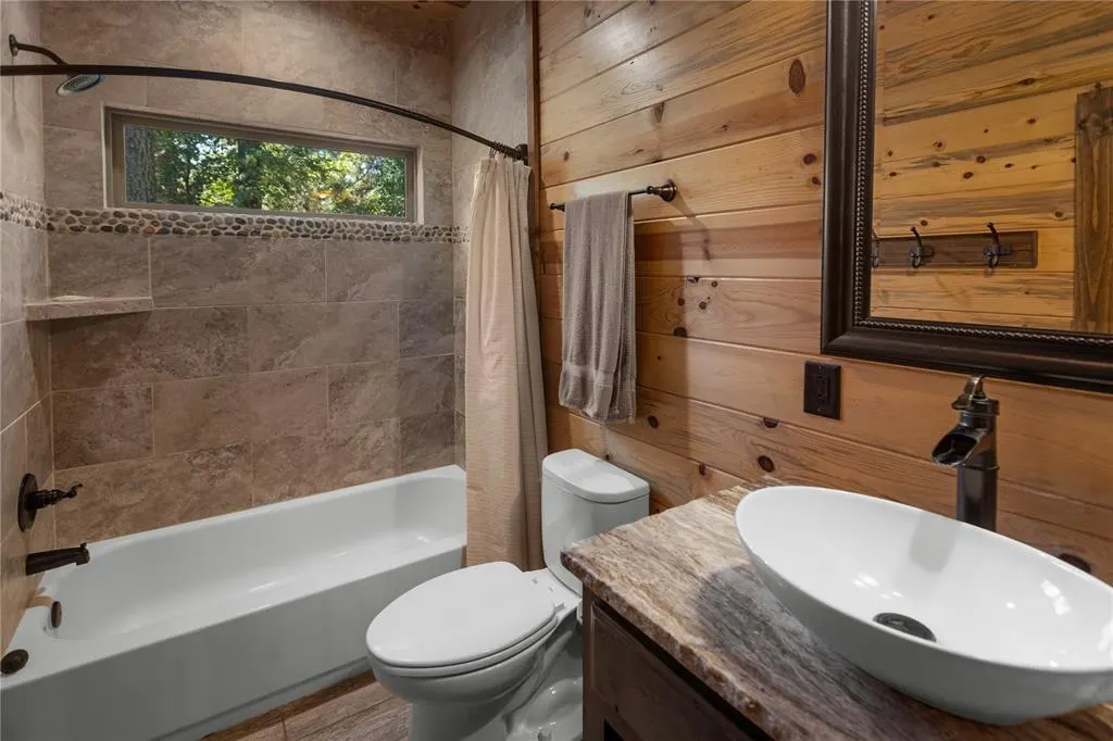 Photo 18 — 322 Oak Stone Lane, Broken Bow, OK 74728