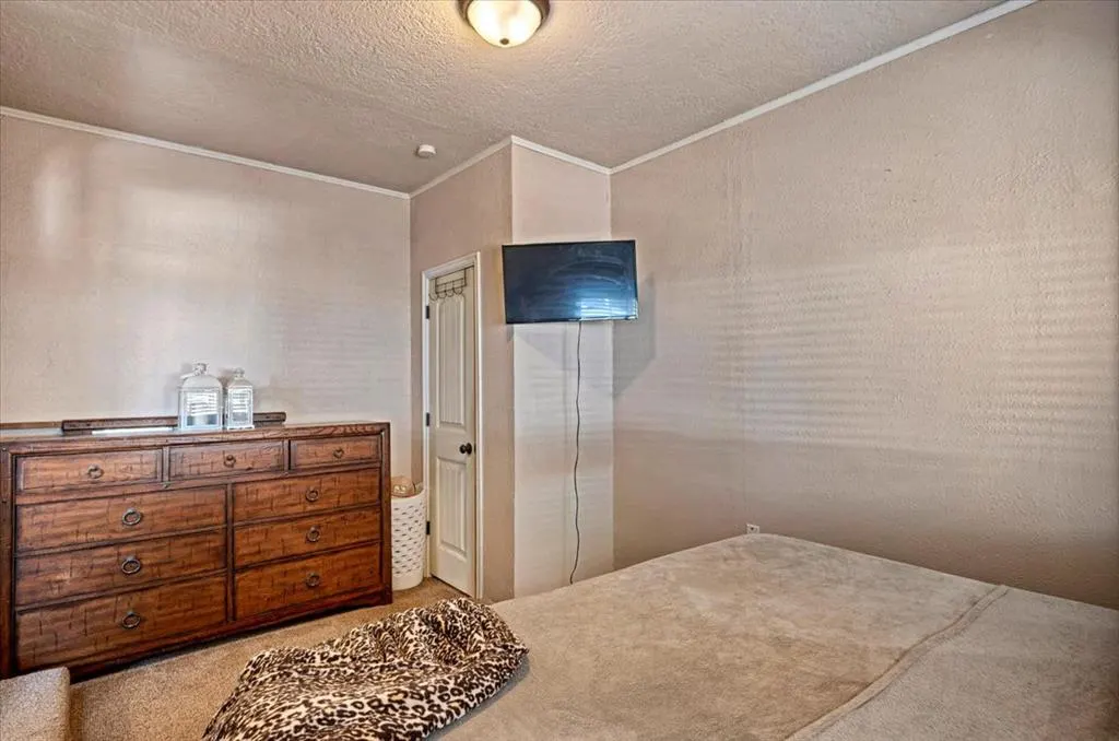 Photo 13 — 604 SW 14th Street, Moore, OK 73160