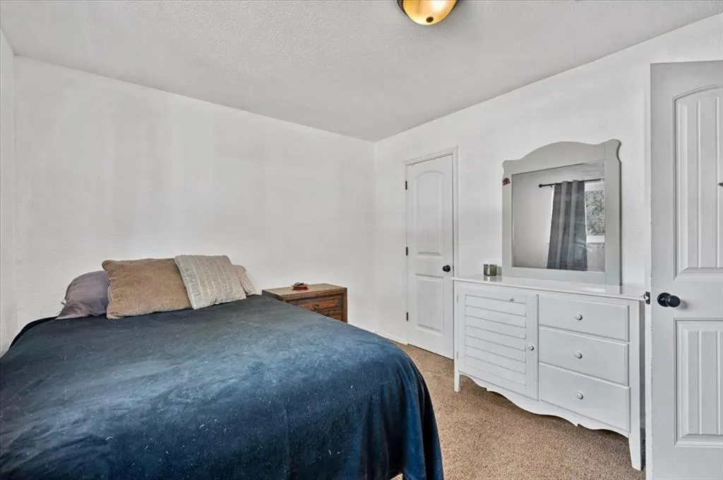Photo 15 — 604 SW 14th Street, Moore, OK 73160