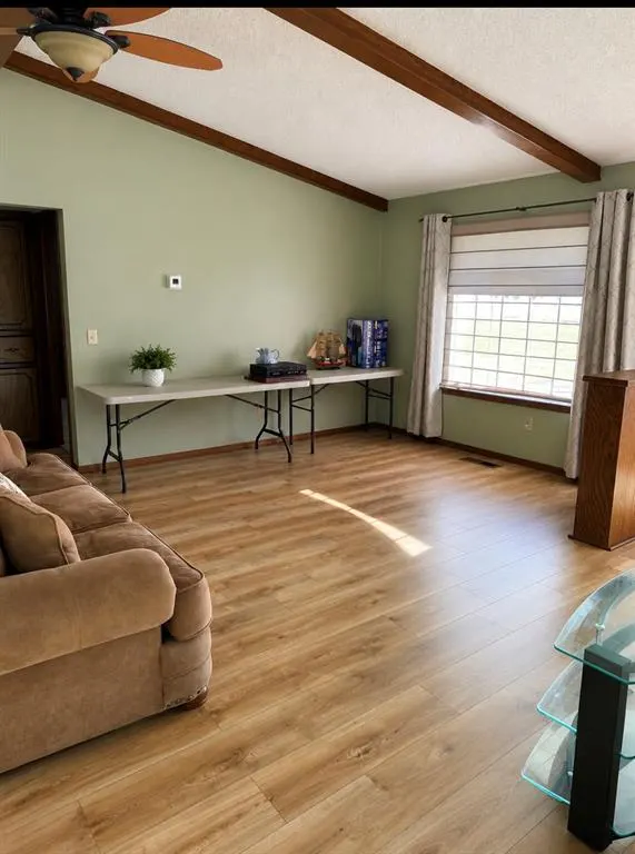 Photo 2 — 305 SW 8th Street, Minco, OK 73059