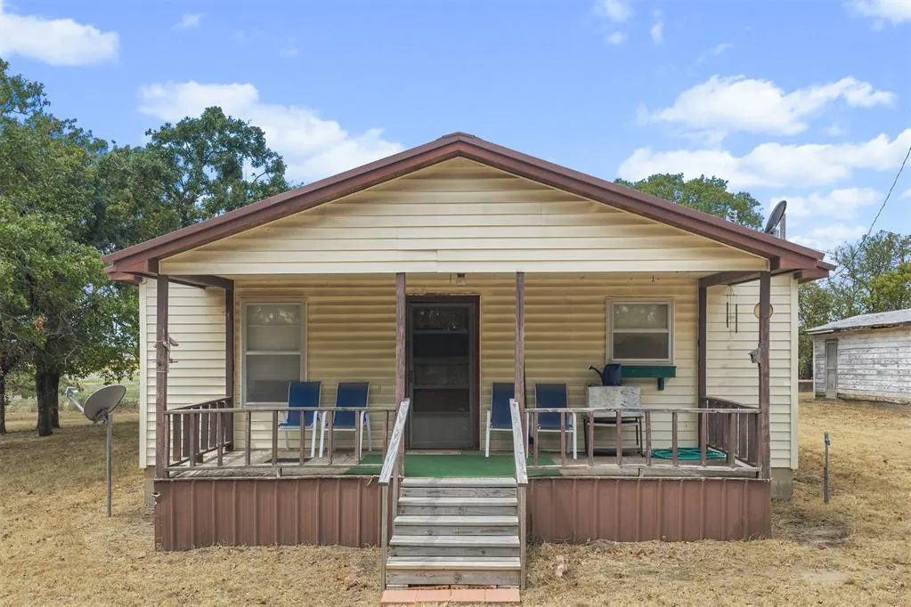 Photo 2 — 1292 Cox City Road, Rush Springs, OK 73082
