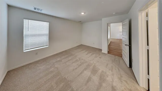 Photo 7 — 4000 Dutch Lane, Mustang, OK 73064