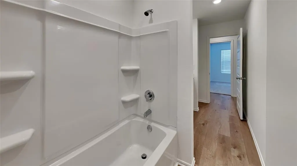Photo 14 — 4000 Dutch Lane, Mustang, OK 73064