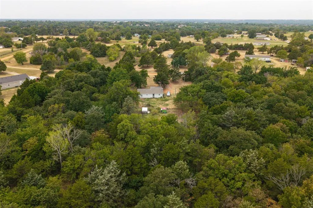 Photo 25 — 1602 One Creek Drive, Guthrie, OK 73044