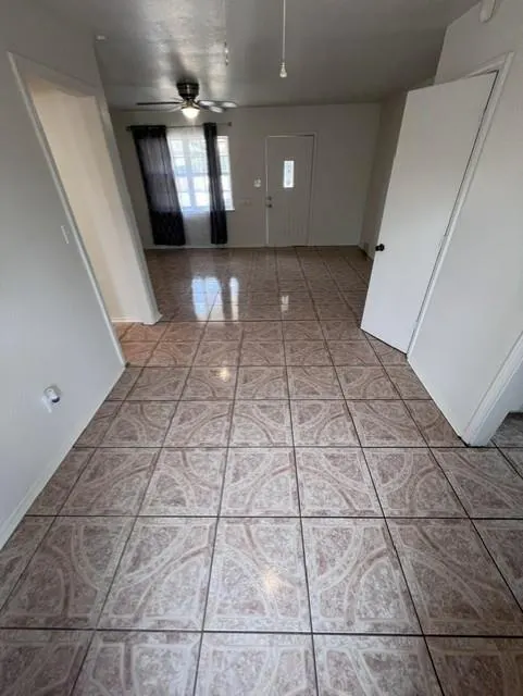 Photo 4 — 1229 NE 44th Street, Oklahoma City, OK 73111