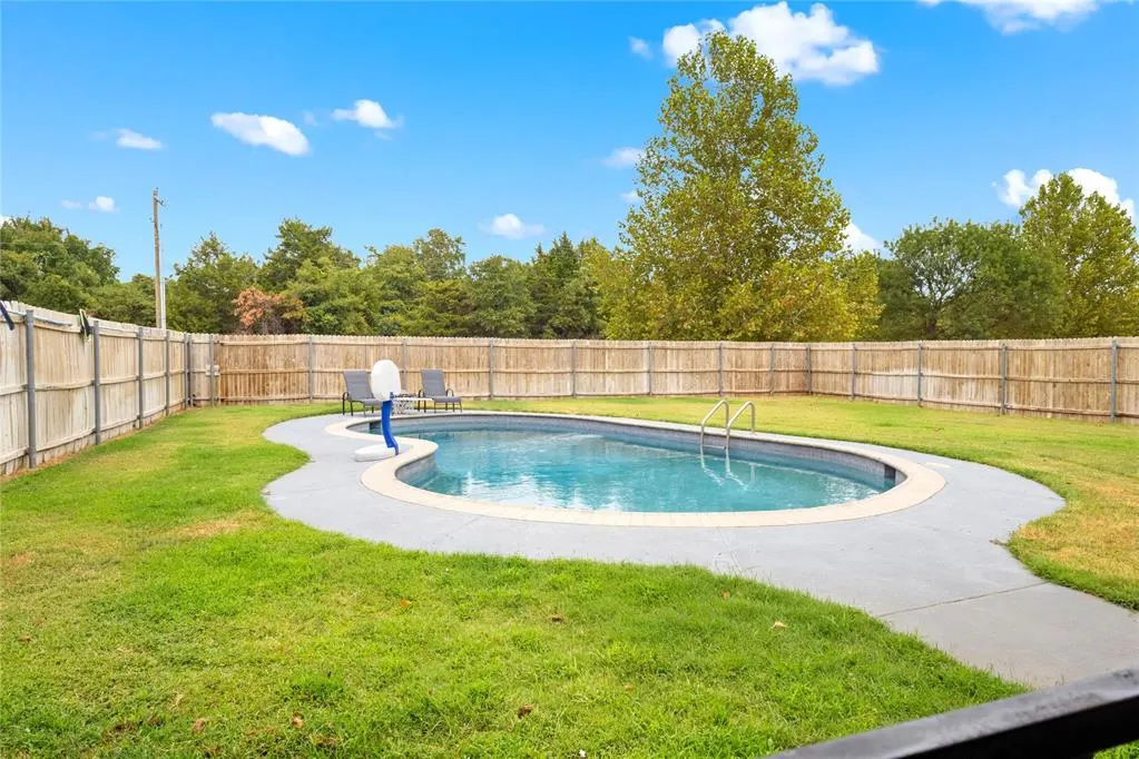 Photo 39 — 11133 Burning Oaks Drive, Oklahoma City, OK 73150