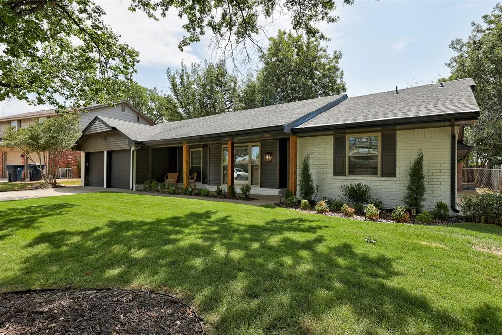 Photo 4 — 2424 NW 120th Street, Oklahoma City, OK 73120