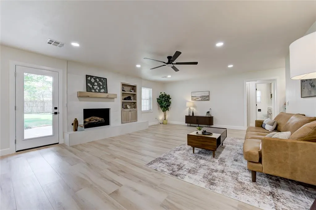 Photo 10 — 2424 NW 120th Street, Oklahoma City, OK 73120