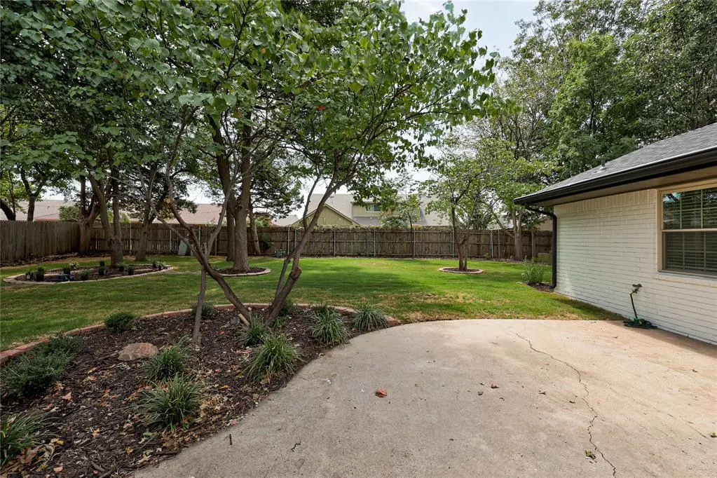 Photo 36 — 2424 NW 120th Street, Oklahoma City, OK 73120