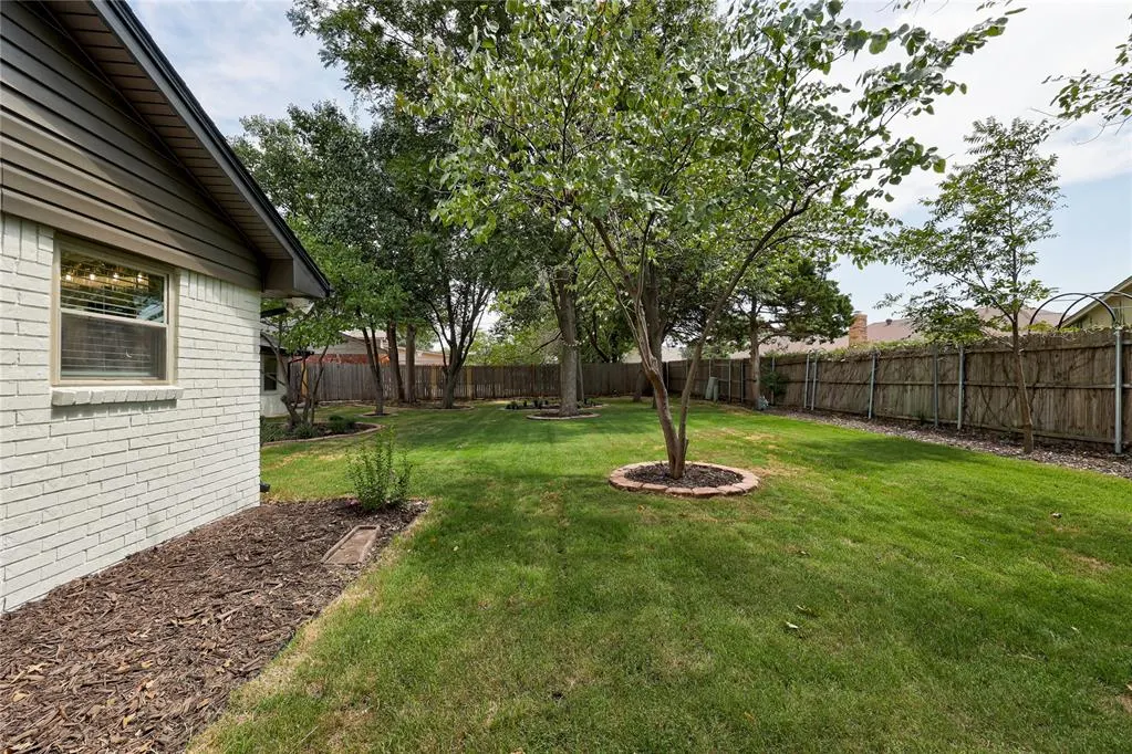 Photo 38 — 2424 NW 120th Street, Oklahoma City, OK 73120
