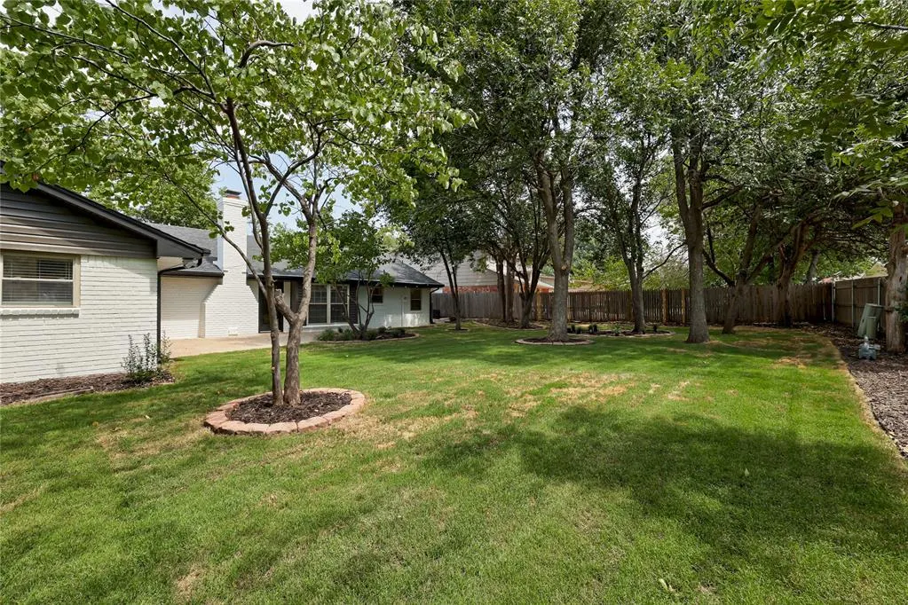 Photo 39 — 2424 NW 120th Street, Oklahoma City, OK 73120