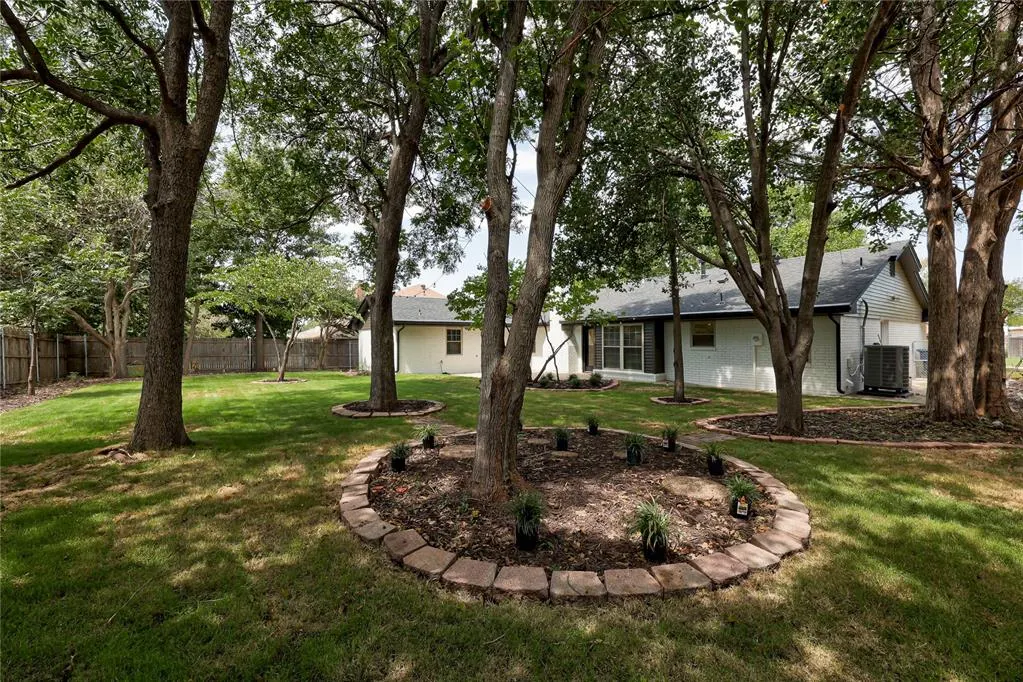 Photo 40 — 2424 NW 120th Street, Oklahoma City, OK 73120