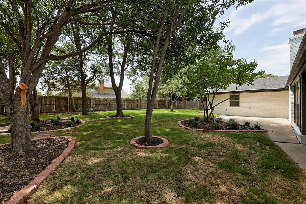 Photo 41 — 2424 NW 120th Street, Oklahoma City, OK 73120