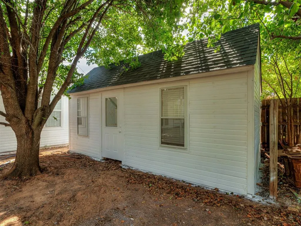 Photo 38 — 215 E Haven Lane, Mustang, OK 73064