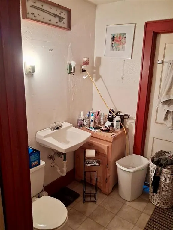 Photo 5 — 333 E 4th Street, Hydro, OK 73048
