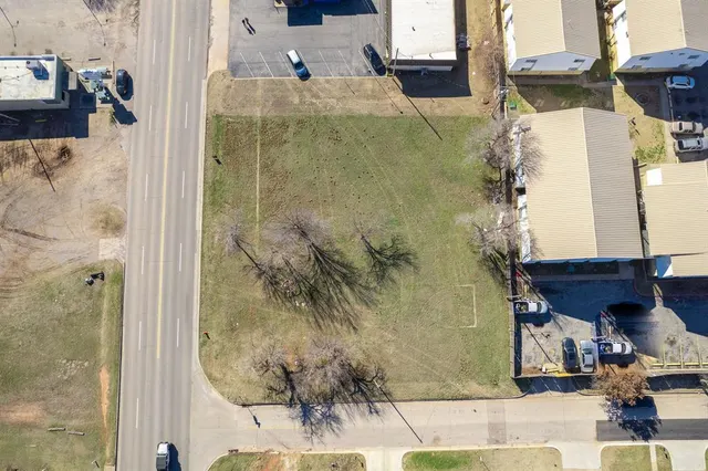 Photo 8 — 8315 N Western Avenue, Oklahoma City, OK 73114