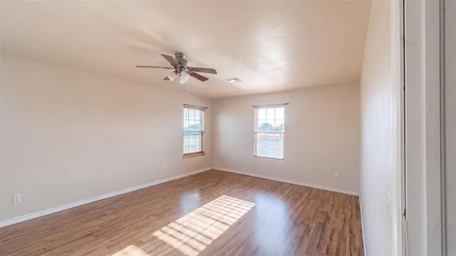 Photo 8 — 12 Wahnetah Lane, Lawton, OK 73507