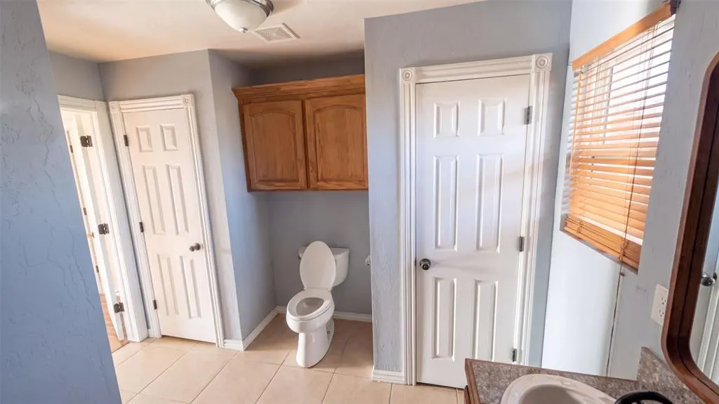 Photo 12 — 12 Wahnetah Lane, Lawton, OK 73507