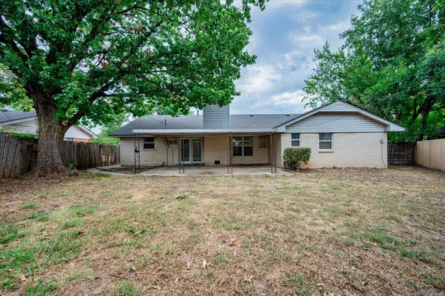 Photo 4 — 332 Forest Drive, Norman, OK 73069