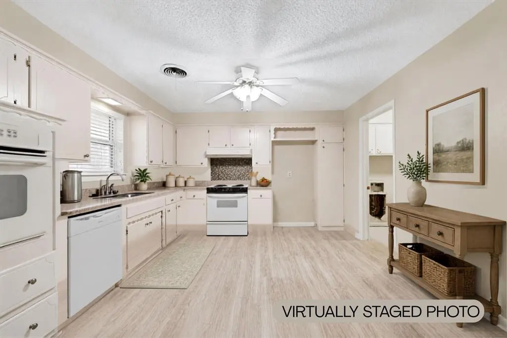 Photo 12 — 332 Forest Drive, Norman, OK 73069