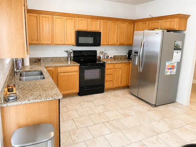 Photo 7 — 1801 Del Rio, Clinton, OK 73601