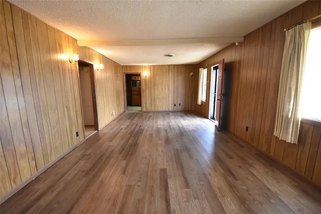 Photo 8 — 820 N University Street, Seminole, OK 74868